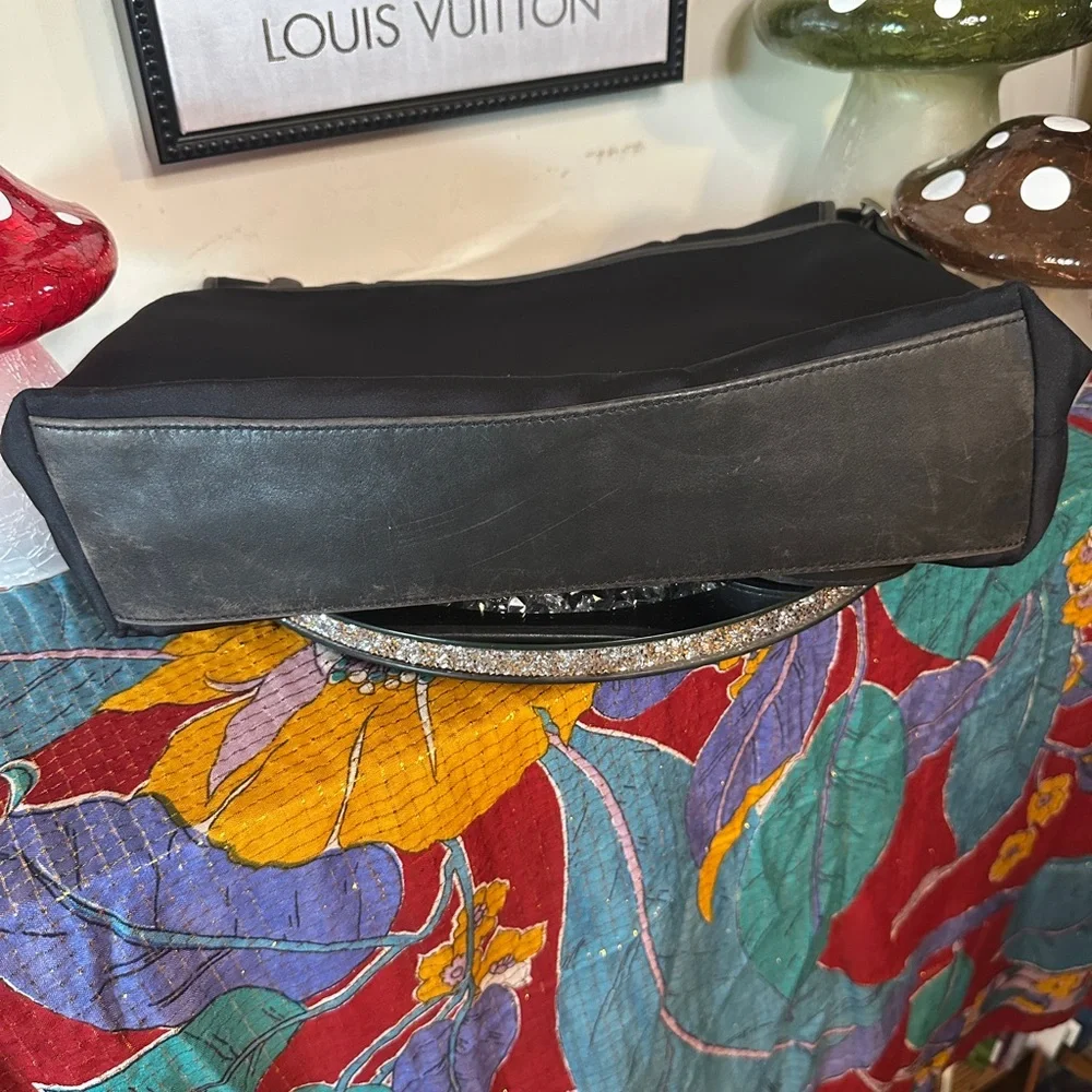 Coach Neo Collection Messenger Bag.